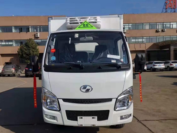 躍進小福星醫(yī)療廢物轉運車